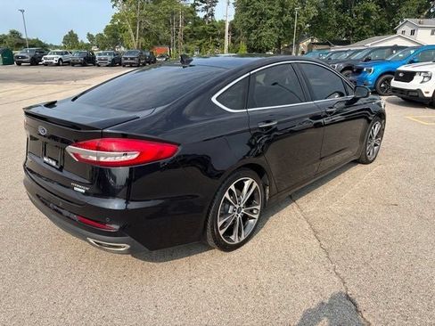 Used 2020 Ford Fusion Titanium FWD image 3