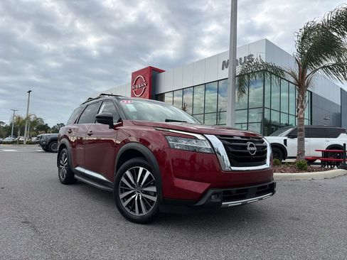 Used 2022 Nissan Pathfinder Platinum w/ Cargo Package FWD image 1