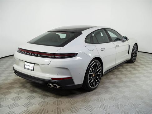 New 2026 Porsche Panamera image 29