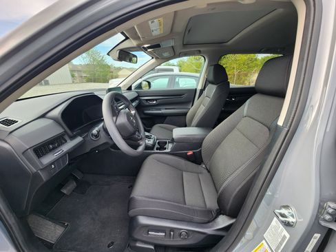 Used 2024 Honda CR-V EX image 11