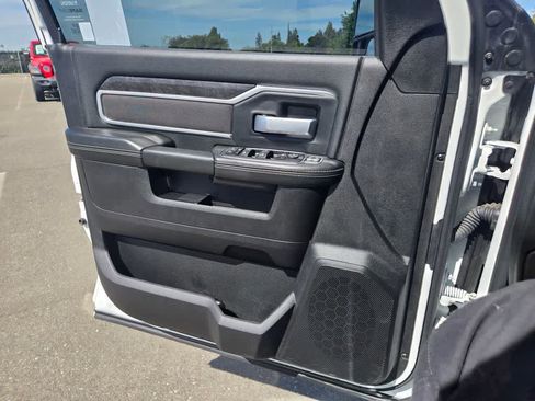 Used 2024 RAM 2500 Big Horn image 19