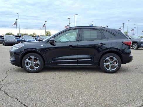 Certified 2024 Ford Escape ST-Line w/ Tech Pack #1 AWD/4WD image 4