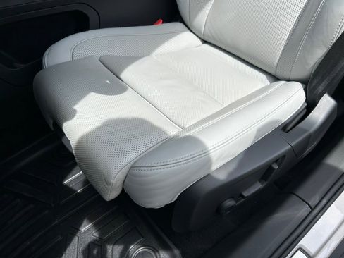 Used 2024 Polestar Polestar 2 image 23