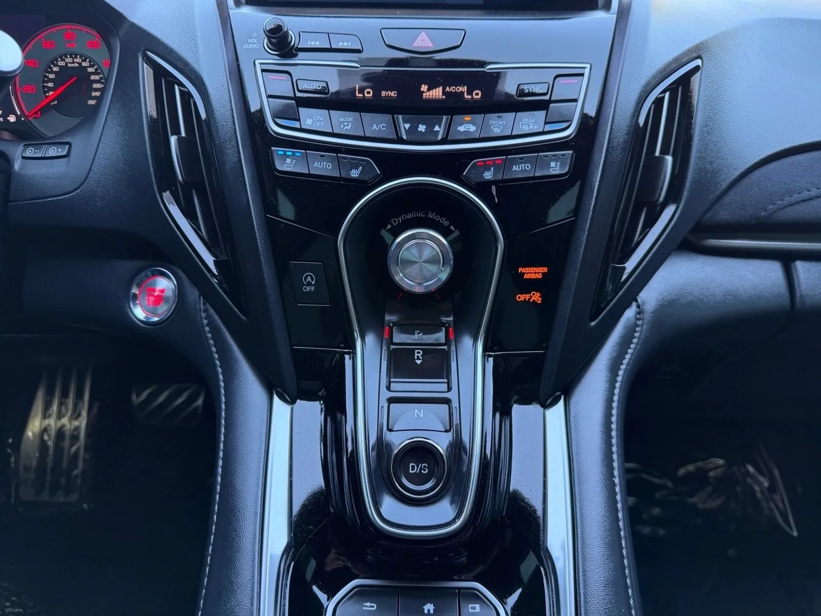 Used 2019 Acura RDX w/ Advance Package FWD image 18