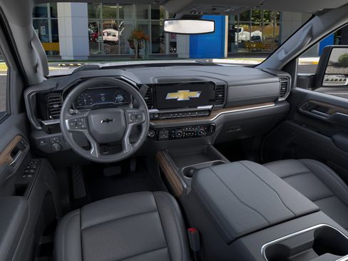 New 2026 Chevrolet Silverado 2500 LT image 16