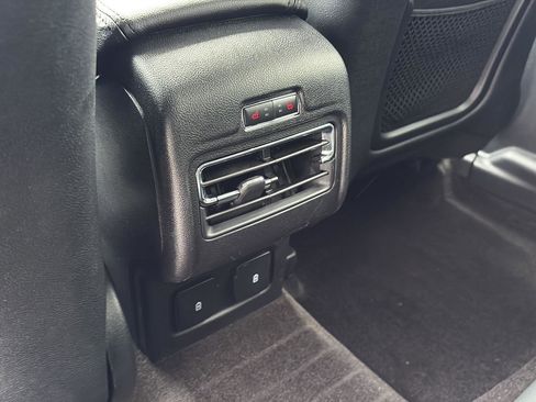 Used 2021 Lincoln Corsair Reserve w/ Equipment Group 201A image 17