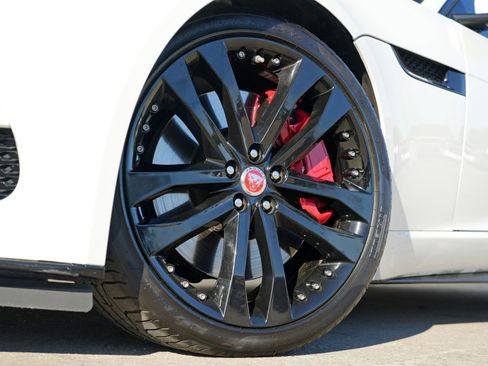 Used 2020 Jaguar F-TYPE R image 56