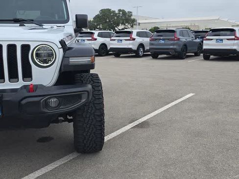 Used 2019 Jeep Wrangler Unlimited Rubicon AWD/4WD image 11