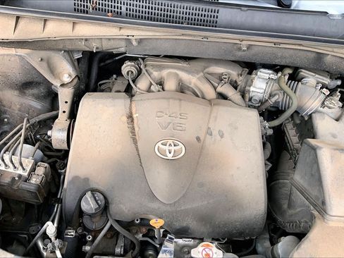 Used 2018 Toyota Highlander SE AWD/4WD image 31