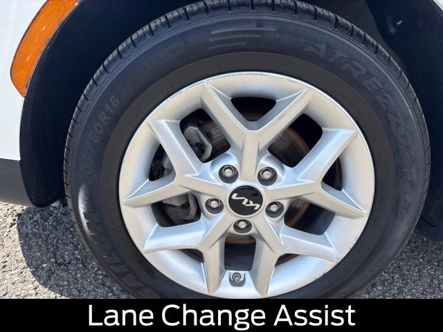 Used 2022 Kia Soul LX w/ Technology Package FWD image 32
