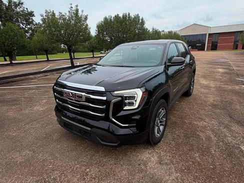Used 2025 GMC Terrain Elevation AWD/4WD image 3