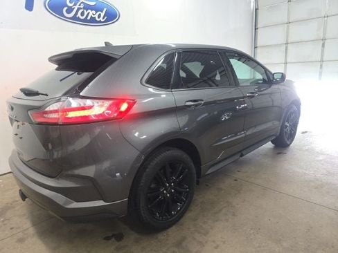 Used 2023 Ford Edge ST-Line w/ Class II Trailer Tow Package AWD/4WD image 9