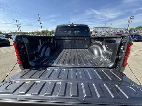 Used 2025 RAM 1500 Laramie image 5