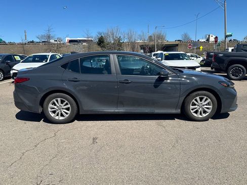 Used 2025 Toyota Camry LE AWD/4WD image 8