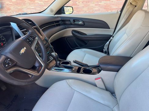 Used 2014 Chevrolet Malibu LT w/ Power Convenience Package image 10