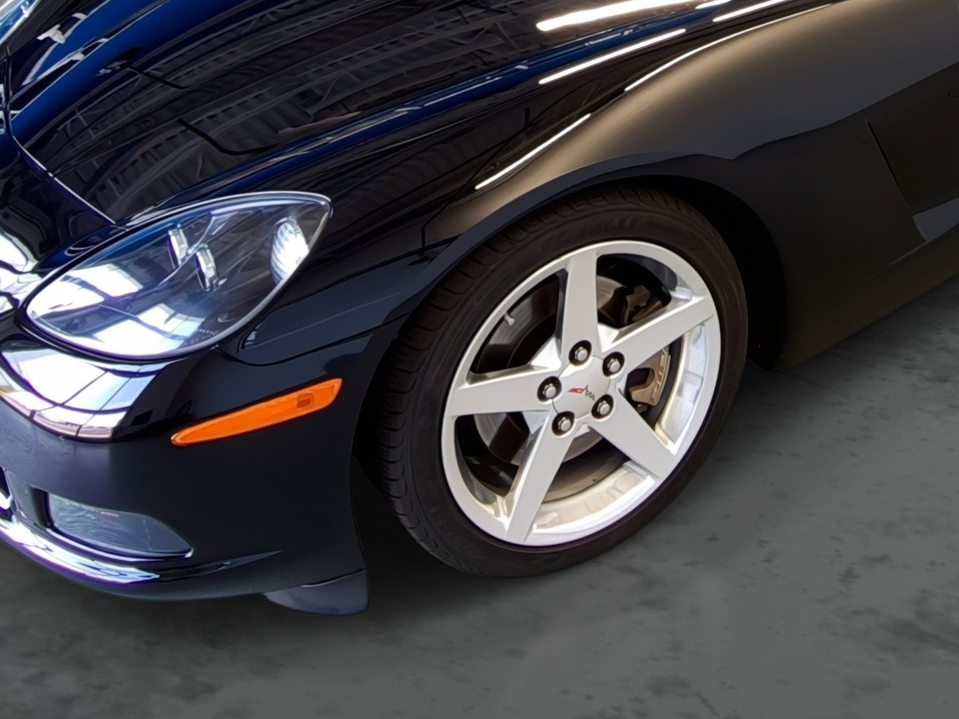 Used 2005 Chevrolet Corvette Convertible w/ Preferred Equipment Group RWD image 7