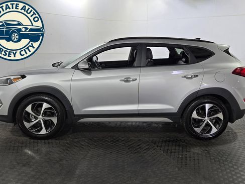 Used 2018 Hyundai Tucson Limited w/ Ultimate Package 02 AWD/4WD image 4