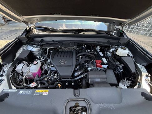 Used 2025 Toyota Grand Highlander FWD image 33