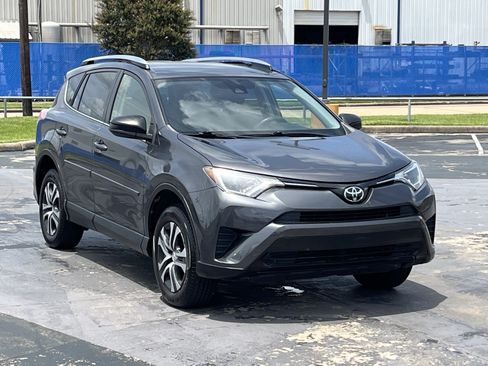Used 2017 Toyota RAV4 LE w/ All Weather Liner Package AWD/4WD image 3