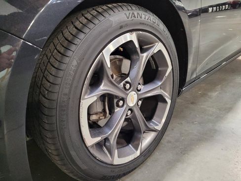 Used 2023 Chevrolet Malibu LT FWD image 31