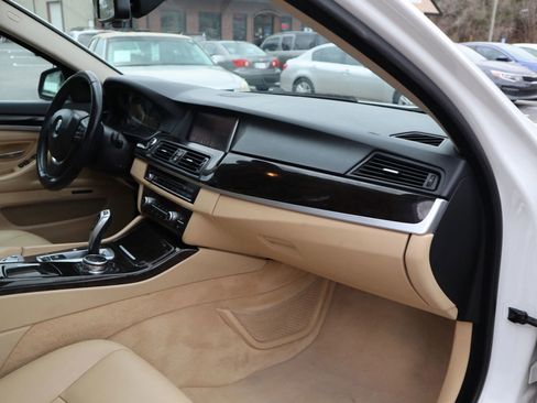 Used 2015 BMW 528i Sedan image 14