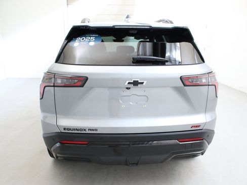 Certified 2025 Chevrolet Equinox RS w/ Safety and Technology Package image 8