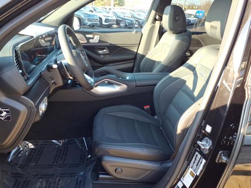 New 2026 Mercedes-Benz GLE 53 AMG 4MATIC image 4