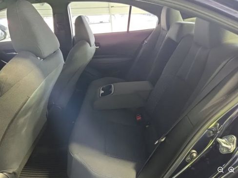 Used 2022 Toyota Corolla SE FWD image 11