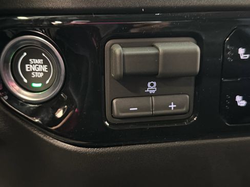New 2026 GMC Sierra 2500 SLE w/ SLE Value Package; AWD/4WD image 45