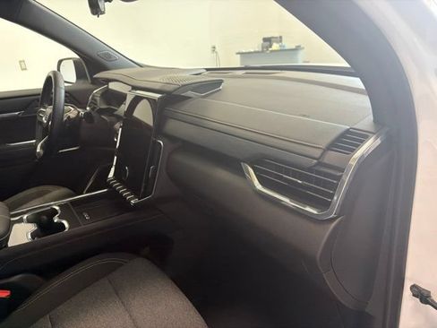 Used 2026 GMC Acadia Elevation w/ Black Edition AWD/4WD image 36