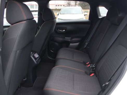 Used 2023 Honda HR-V Sport image 12