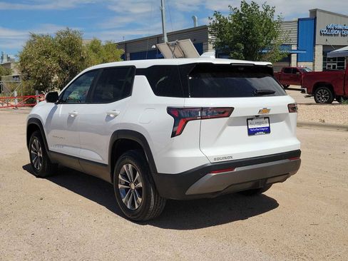 Used 2026 Chevrolet Equinox LT w/ Safety and Technology Package FWD image 6