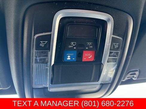 Used 2024 RAM 1500 Laramie AWD/4WD image 24