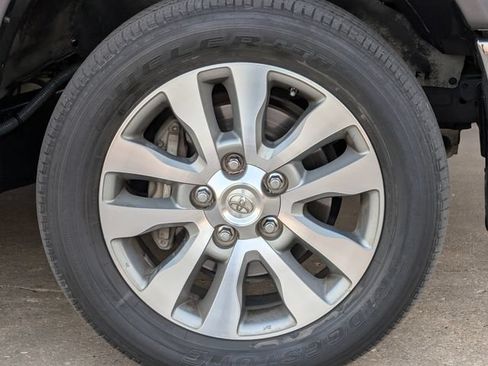 Used 2016 Toyota Tundra Limited RWD image 10