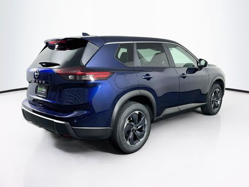 Used 2025 Nissan Rogue SV FWD image 9