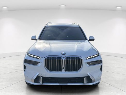 Used 2026 BMW X7 xDrive40i AWD/4WD image 2