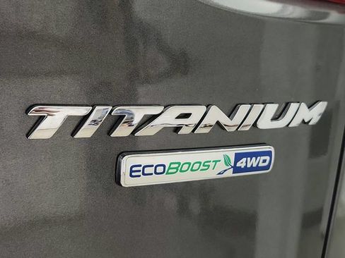Used 2015 Ford Escape Titanium w/ Equipment Group 301A AWD/4WD image 32