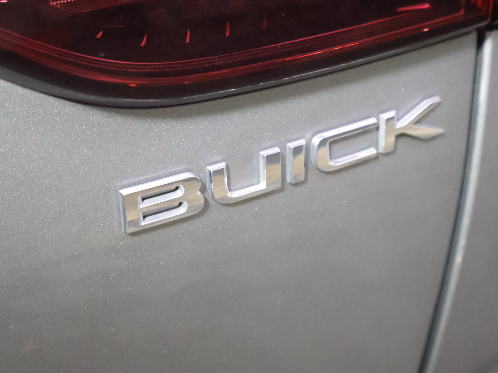 Used 2024 Buick Envision Preferred AWD/4WD image 10
