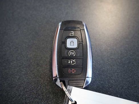 Used 2017 Lincoln MKZ Reserve w/ Climate Package image 40