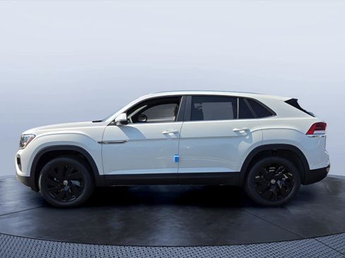 New 2026 Volkswagen Atlas Cross Sport SE FWD image 3