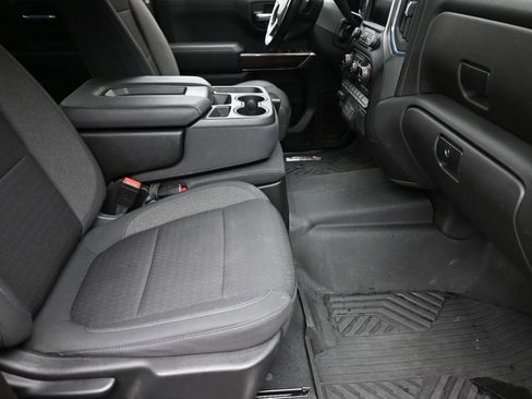 Used 2021 Chevrolet Silverado 1500 LT image 7