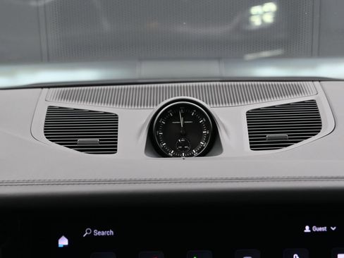 Certified 2025 Porsche Cayenne GTS AWD/4WD image 24