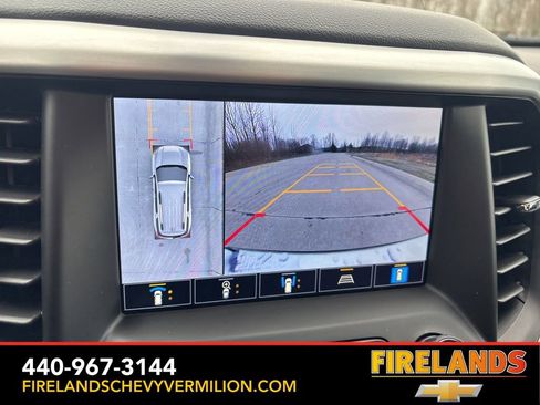 Certified 2023 GMC Acadia SLT w/ Technology Package image 28