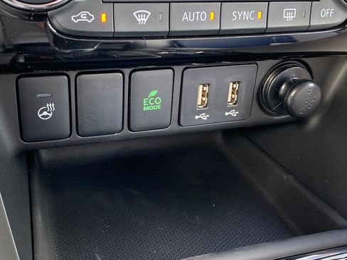 New 2026 Mitsubishi Eclipse Cross SEL image 19