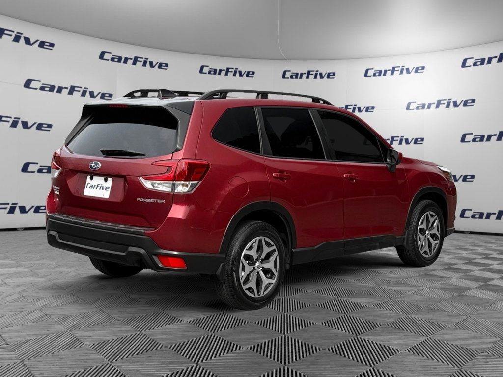 Used 2024 Subaru Forester Premium AWD/4WD image 6