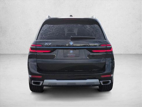 New 2026 BMW X7 xDrive40i image 8