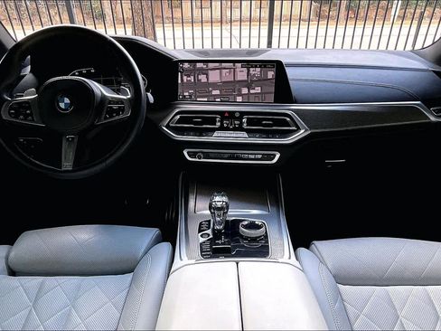 Used 2023 BMW X5 sDrive40i w/ Executive Package image 16