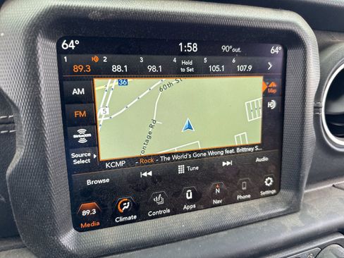 Used 2021 Jeep Gladiator Overland w/ Popular Equipment Package AWD/4WD image 8