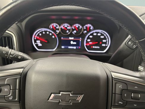 Used 2022 Chevrolet Silverado 1500 RST w/ Z71 Off-Road Package AWD/4WD image 31