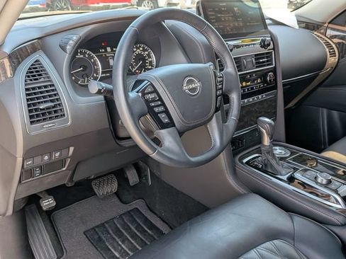 Used 2024 Nissan Armada Platinum w/ Captain's Chairs Package RWD image 34